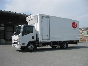 3トントラック運転手　パン配送ドライバー