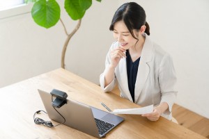 ホテル予約の英語受付／技人国の求人