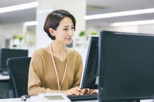 韓国語の翻訳事務／技人国の求人