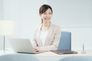日本語マニュアルの校正／技人国の求人