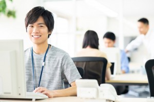 プログラミング運用／技人国の求人