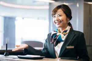 ホテルフロントの英語受付通訳／技人国の求人