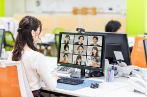 中国語・韓国語の通訳／技人国の求人