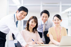 クレジットカードに関する英語の管理事務／技人国の求人