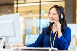 携帯電話の英語問合せ窓口／技人国の求人