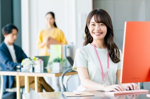 中国語でのSNS運用／技人国の求人