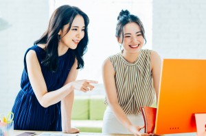 週4～OK！英語での留学手続きの事務スタッフ／技人国の求人
