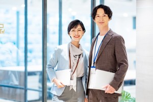 留学生の英語での渡航サポート／技人国の求人