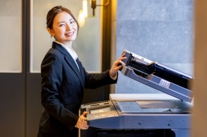 人材採用アシスタント／技人国の求人