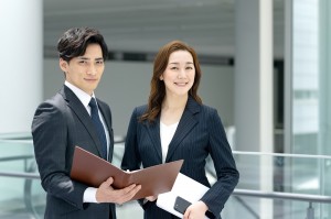 倉庫の販売営業／技人国の求人