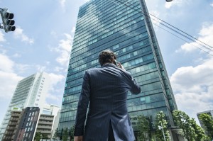 倉庫の販売営業／技人国の求人
