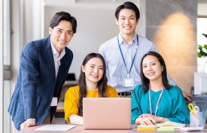 【新卒】データの集計・分析／技人国の求人