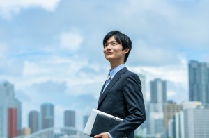 トレーラーの英語インサイドセールス／技人国の求人