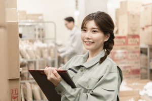 ファッションアイテムの検品／アルバイトの求人