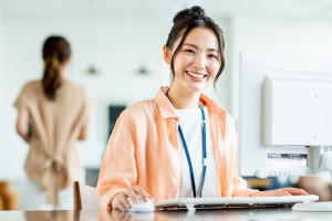 WEBコンテンツのデザイナー／技人国の求人