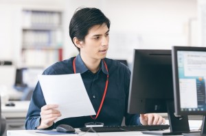 レジシステムのテスト運用／技人国の求人
