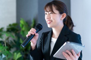 大手レンズメーカーの人事／技人国の求人