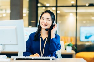 【日勤】在留資格の英語問合せ窓口／技人国の求人
