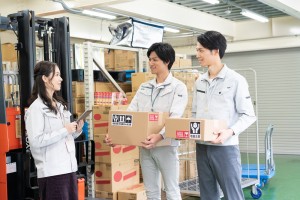 清涼飲料の倉庫作業／アルバイトの求人