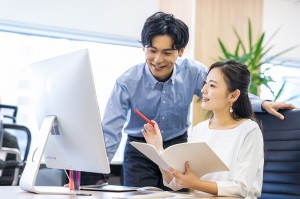 大手メーカーでの財務／技人国の求人