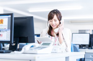 給付金の英語電話対応／技人国の求人