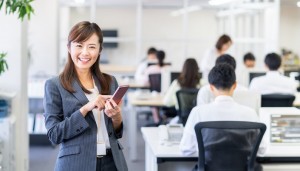英語の総務事務／技人国の求人