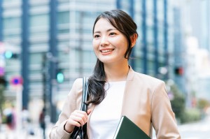 ドリンク商品のお届け／技人国の求人