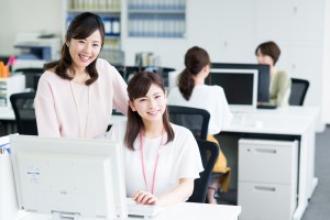 官公庁での給付金審査／技人国の求人