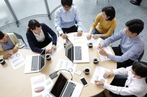 IT関連のヘルプデスク／技人国の求人