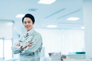スピーカー素材の分析開発／技人国の求人
