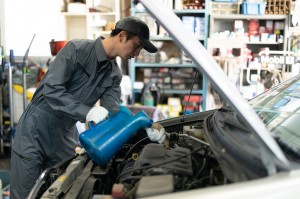 クルマの整備士／技人国の求人