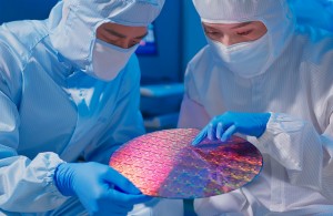 電子材料の研究開発／技人国の求人
