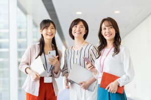英語での年金問い合わせ対応／技人国の求人