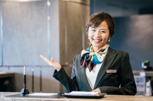ホテルフロントの受付スタッフ／技人国の求人
