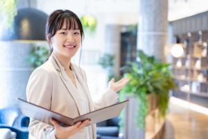 高級時計販売の英語通訳／技人国の求人