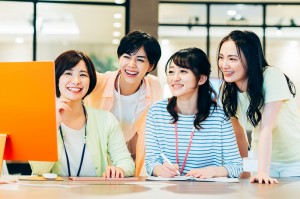 【フレックスタイム】WEBサイト編集／技人国の求人