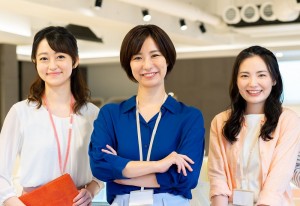 【パートOK】日本語学校の英語事務／技人国の求人