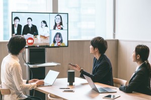 英語での営業事務／技人国の求人