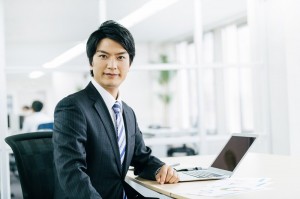 英語での船舶管理サポート／技人国の求人