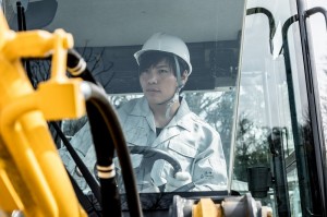 解体現場の管理／技人国の求人