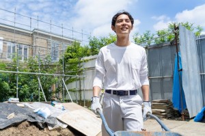 解体現場の管理／技人国の求人