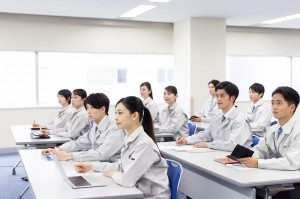 自動車部品の設計エンジニア／技人国の求人