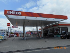 ガソリンスタンドスタッフ