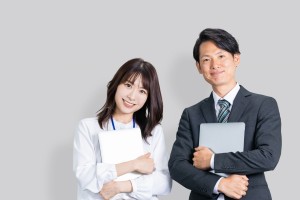 事務経験者歓迎／資材調達に関する事務／土日休み