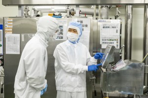 セブン-イレブン向け商品の炊飯業務（松本第1工場）