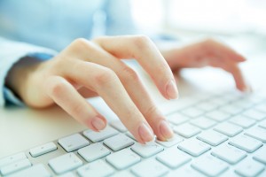 一般事務/データ入力/正社員登用有/実働7.5h/安定収入