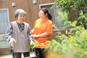 1日4時間～OK/サ高住看護スタッフ/事業所内託児所あり