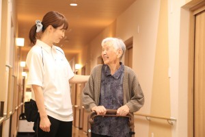 週4日～・4時間～OKの介護スタッフ/早番・日曜は手当あり