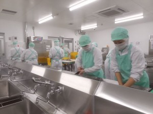 小学校給食の調理師さん/子どもたちの笑顔を作るお仕事_栄町ц