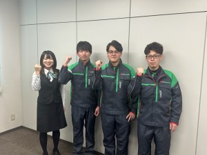 配送センターでの事務スタッフ